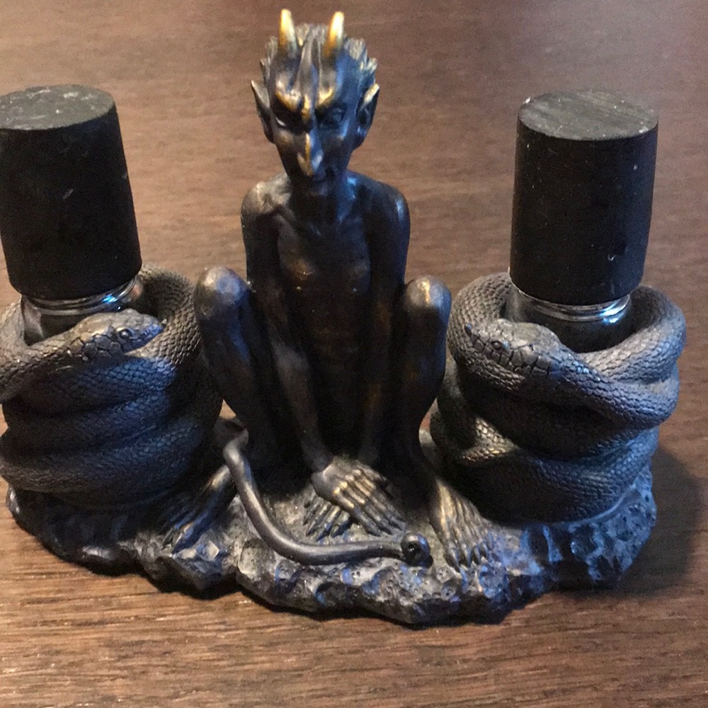 Pepper and salt shakers